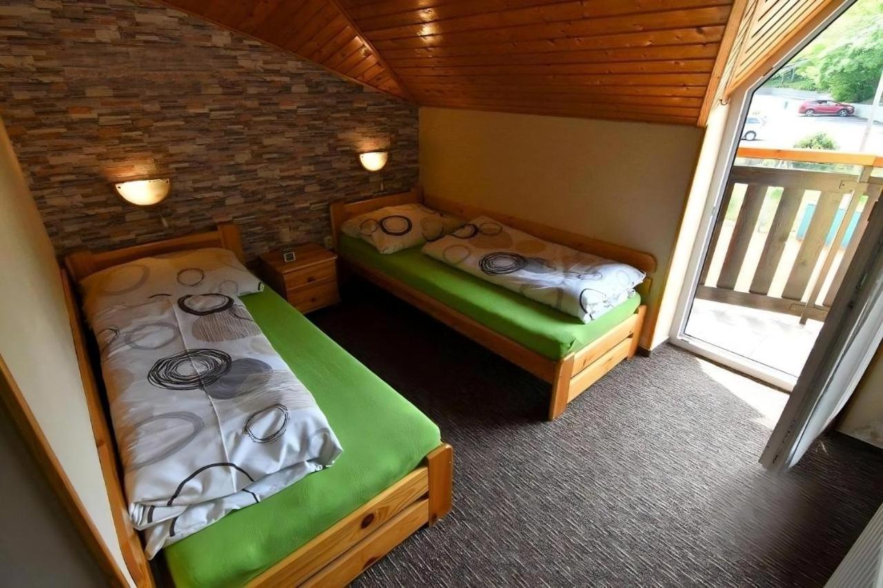 Penzion Pramen Vinné Exterior foto